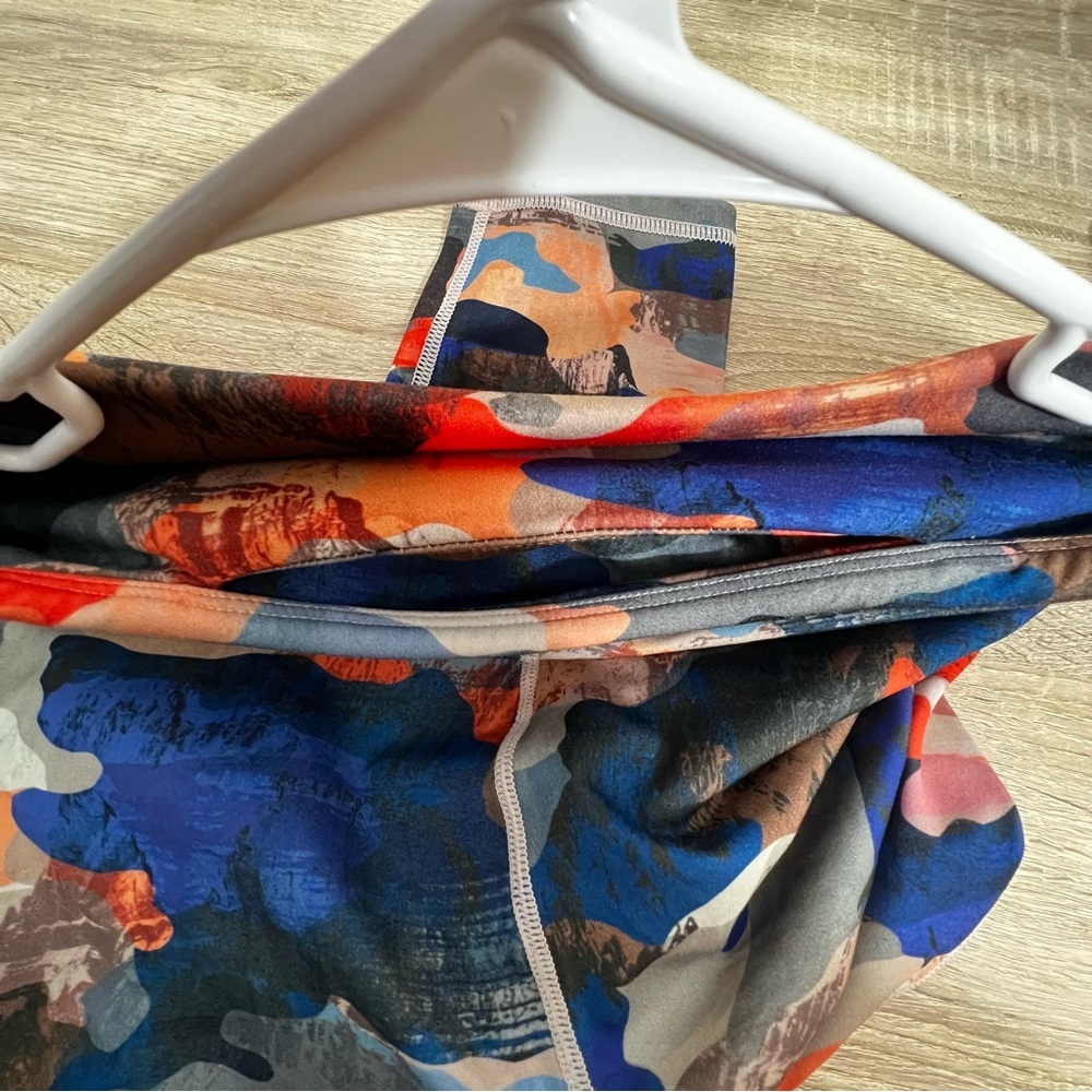 Fabletics Work Out Set - image 8